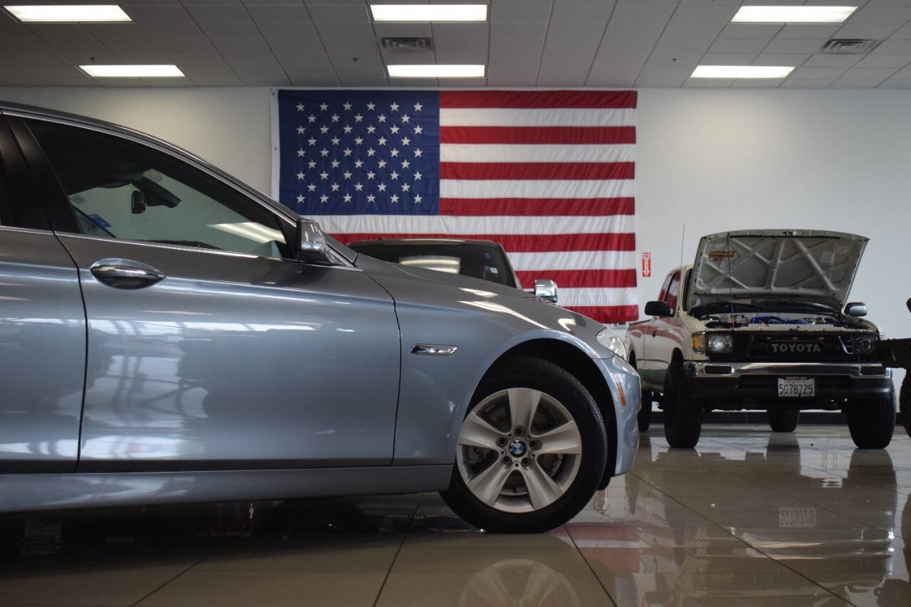 Used 2012 BMW 528i Sedan RWD image 34