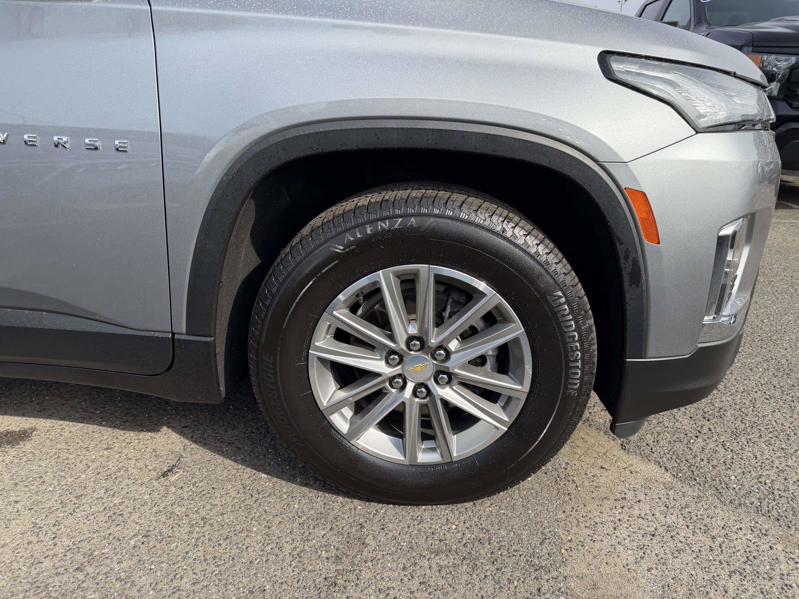 Certified 2023 Chevrolet Traverse LT FWD image 7
