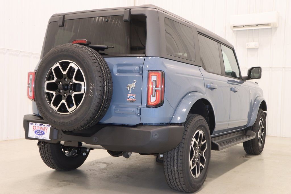 New 2025 Ford Bronco Outer Banks image 8