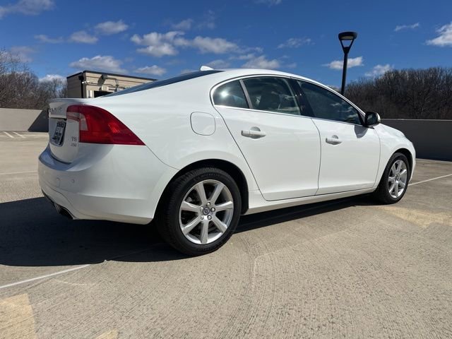 Used 2016 Volvo S60 T5 Premier image 8