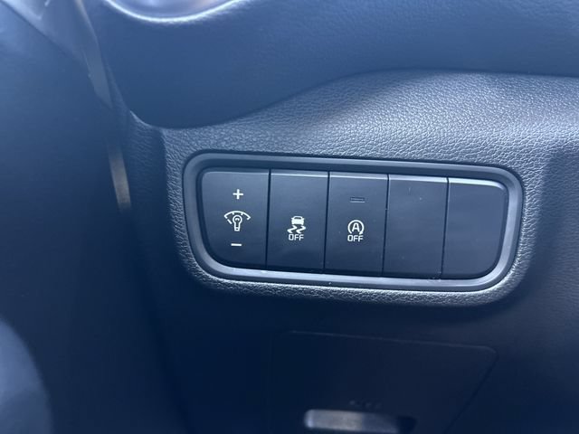 Used 2024 Kia Soul LX w/ Option Group 015 FWD image 19