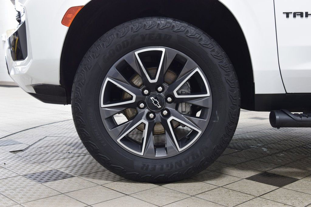 Used 2024 Chevrolet Tahoe Z71 w/ Z71 Off-Road Package image 28