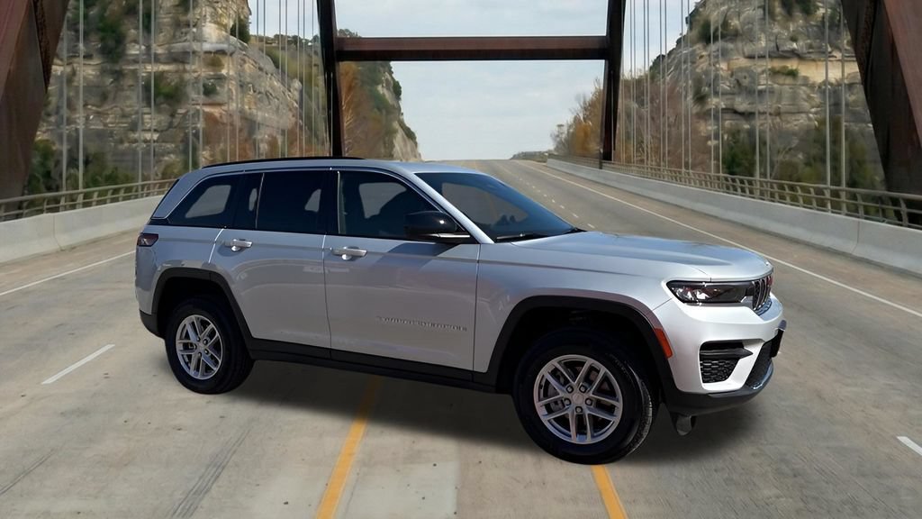 New 2026 Jeep Grand Cherokee Laredo RWD image 14