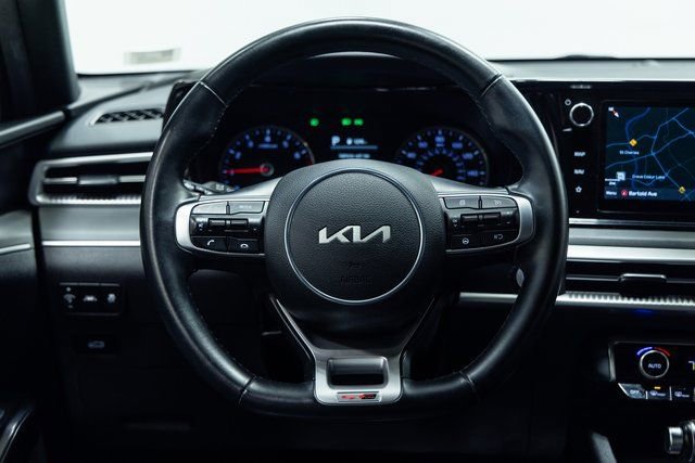 Used 2022 Kia K5 GT-Line image 13