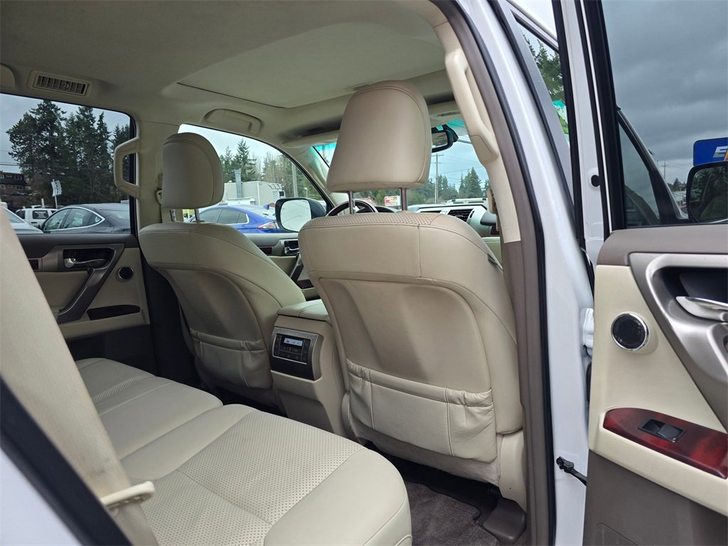 Used 2013 Lexus GX 460 Premium image 8