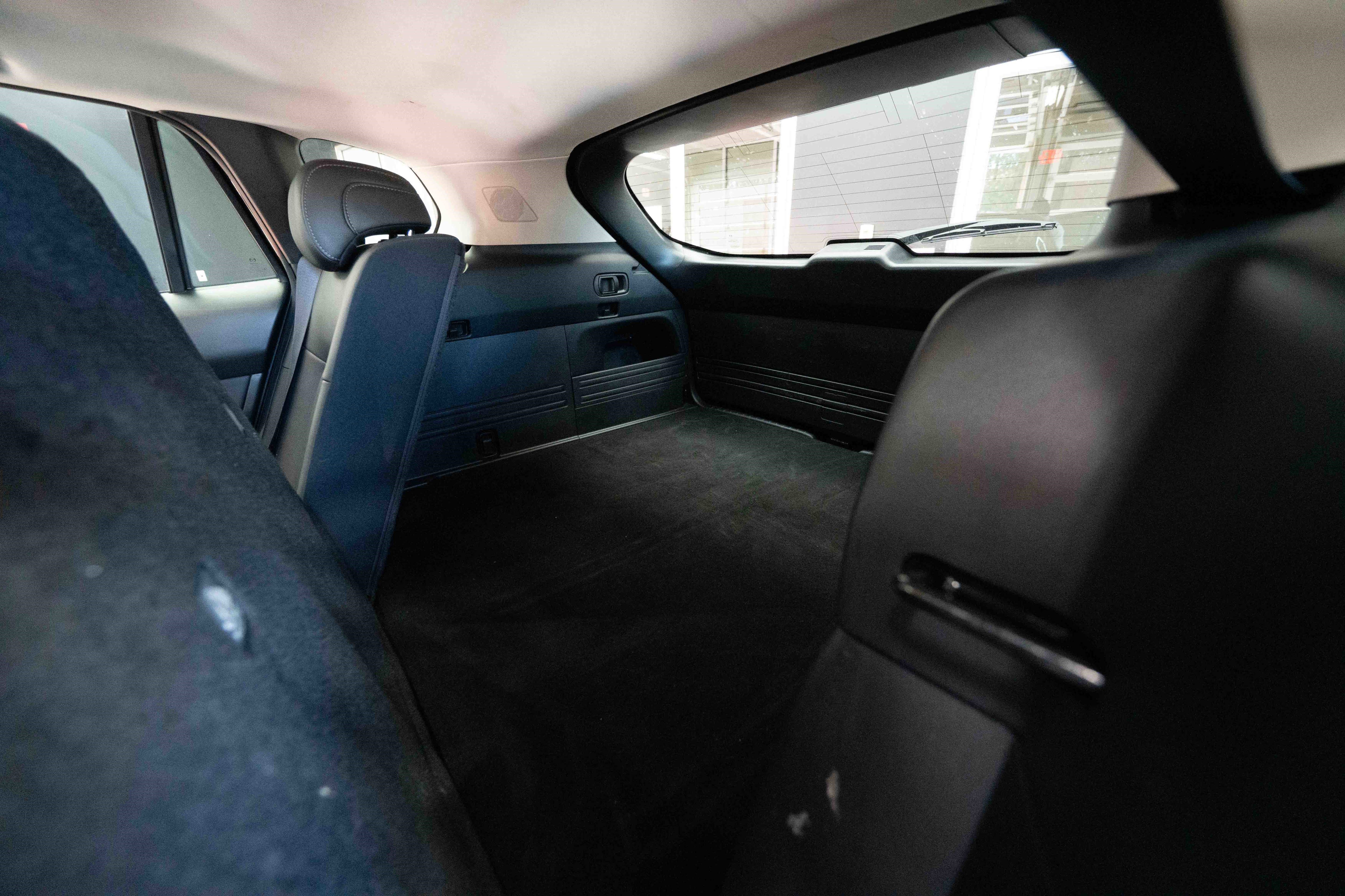 Used 2025 MAZDA CX-50 AWD 2.5 Hybrid w/ Premium Pkg image 24