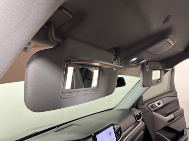 Used 2021 Ford Explorer XLT w/ Equipment Group 202A image 35