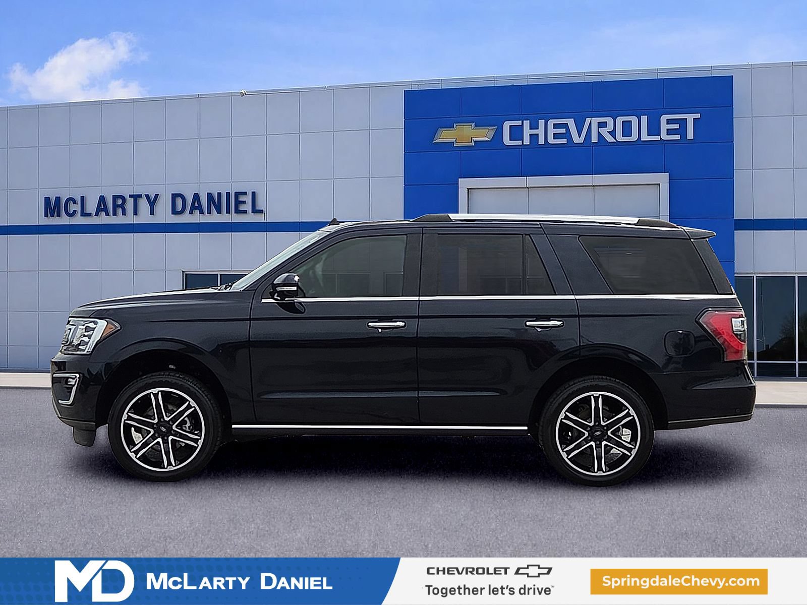 Used 2021 Ford Expedition Limited AWD/4WD image 3