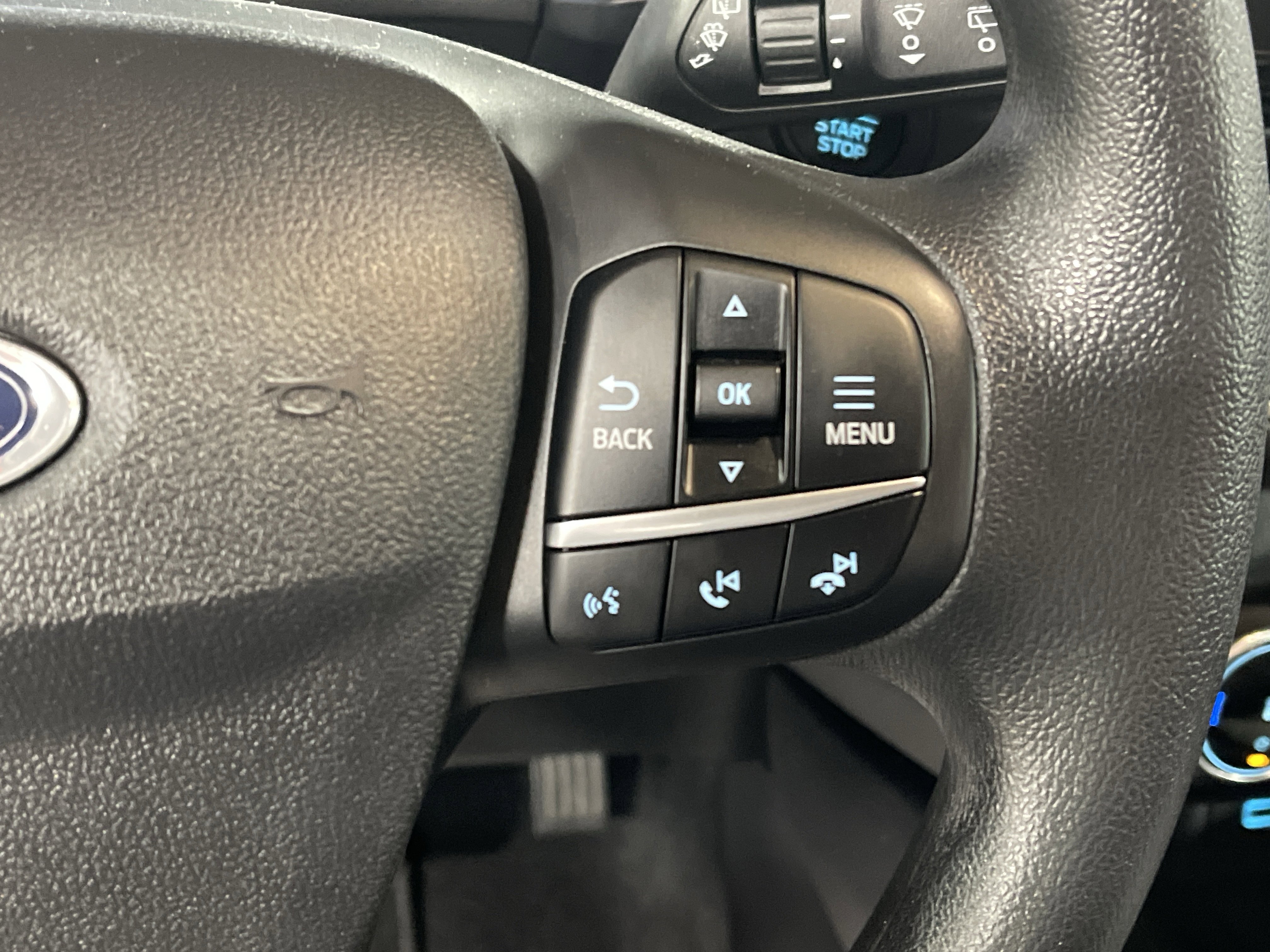 Used 2022 Ford Escape SE image 19