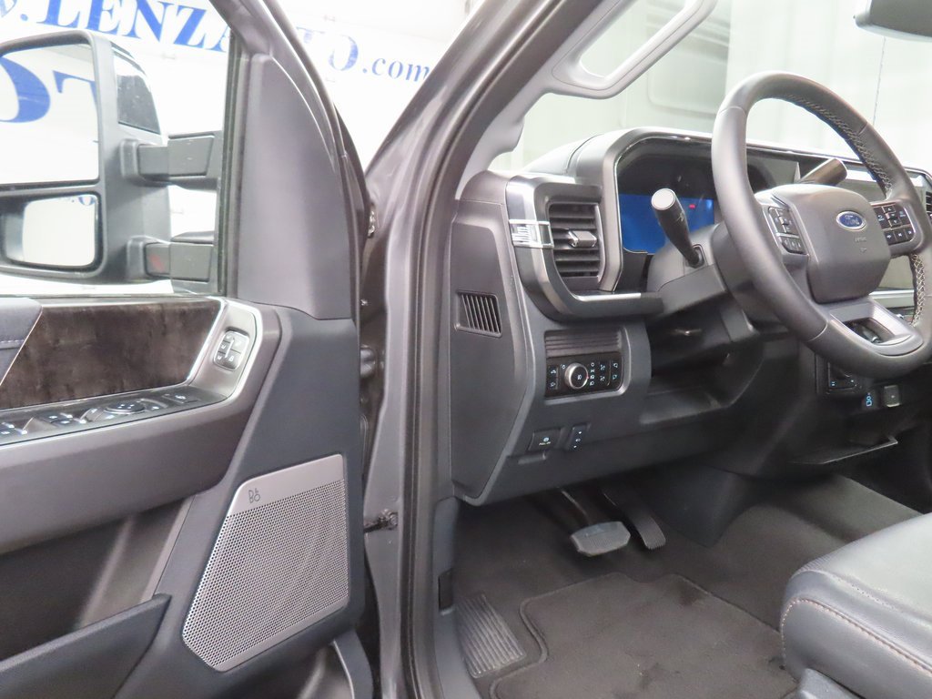 Used 2025 Ford F350 Lariat w/ Black Appearance Package image 60