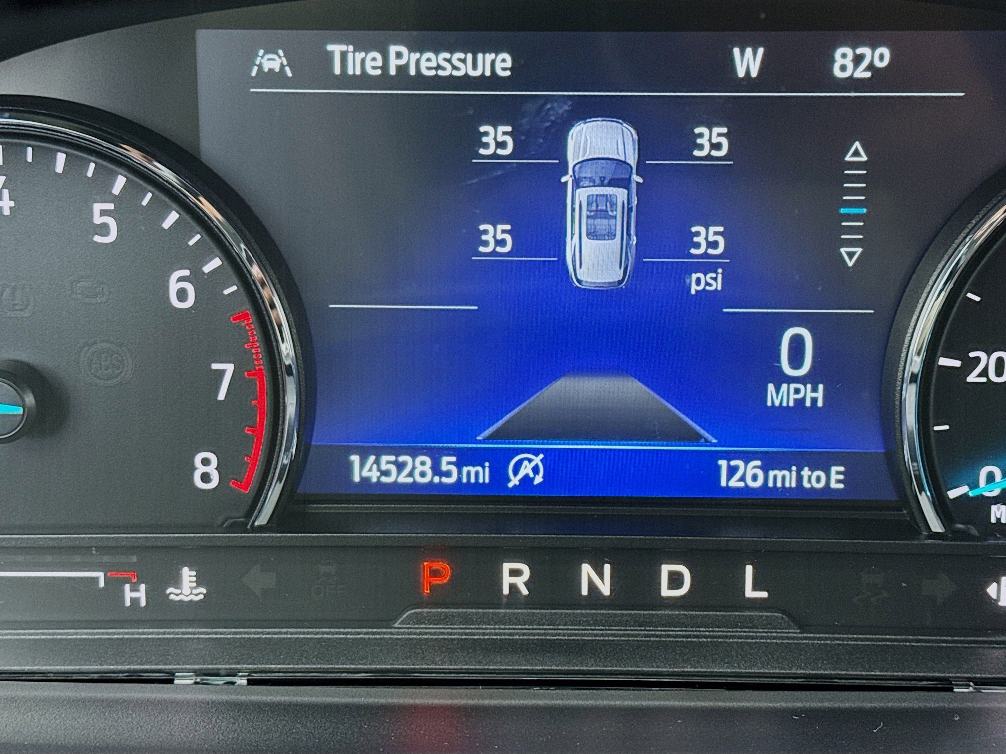 Used 2021 Ford Explorer XLT image 8