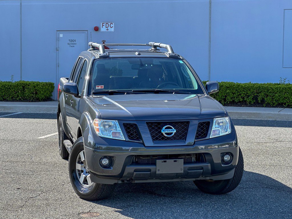 Used 2011 Nissan Frontier PRO-4X w/ Pro-4x Luxury Pkg AWD/4WD image 6