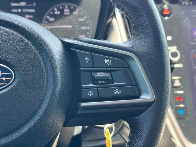 Certified 2025 Subaru Outback Premium AWD/4WD image 11