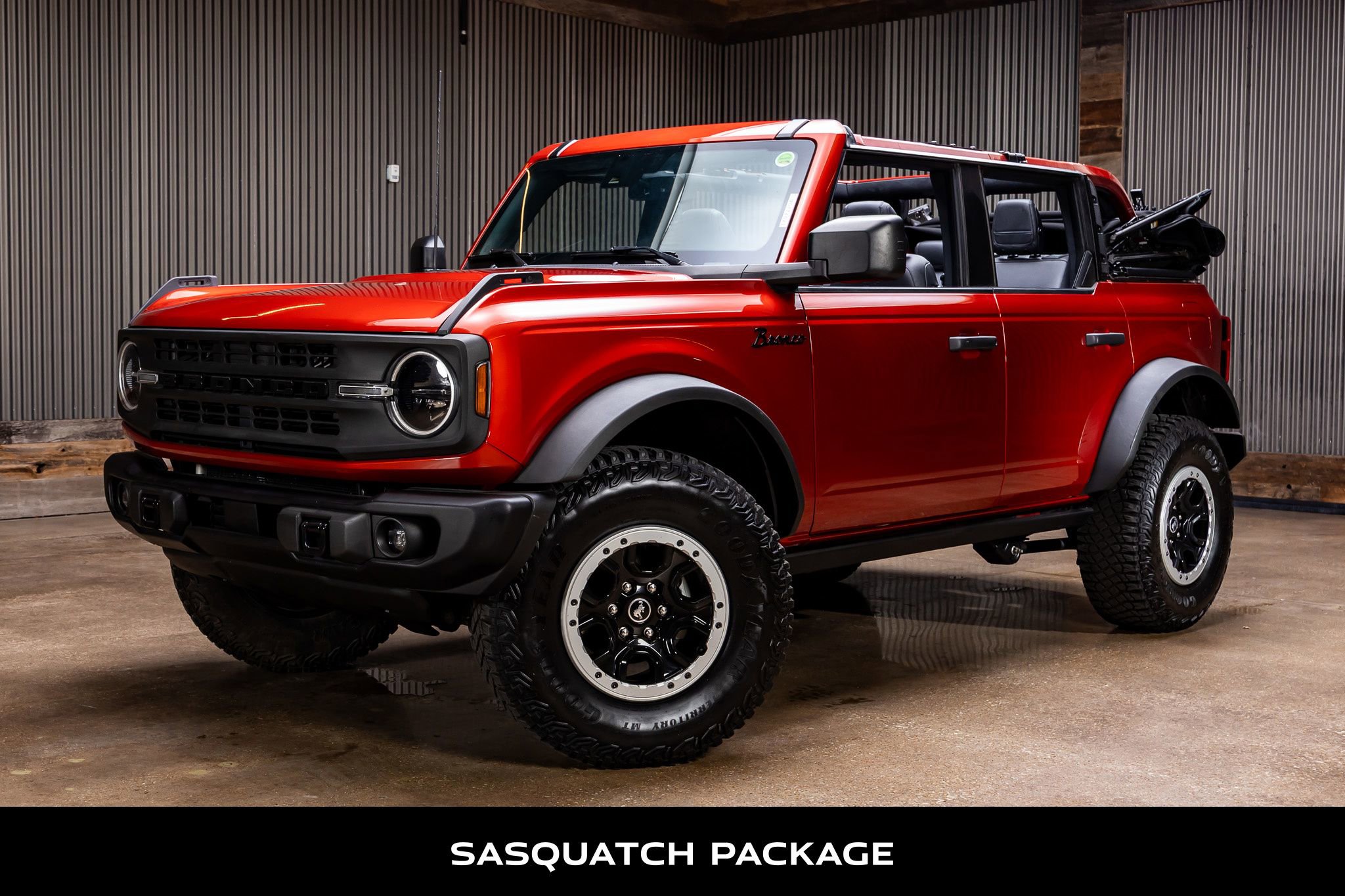 Used 2023 Ford Bronco Black Diamond w/ Sasquatch Package image 7