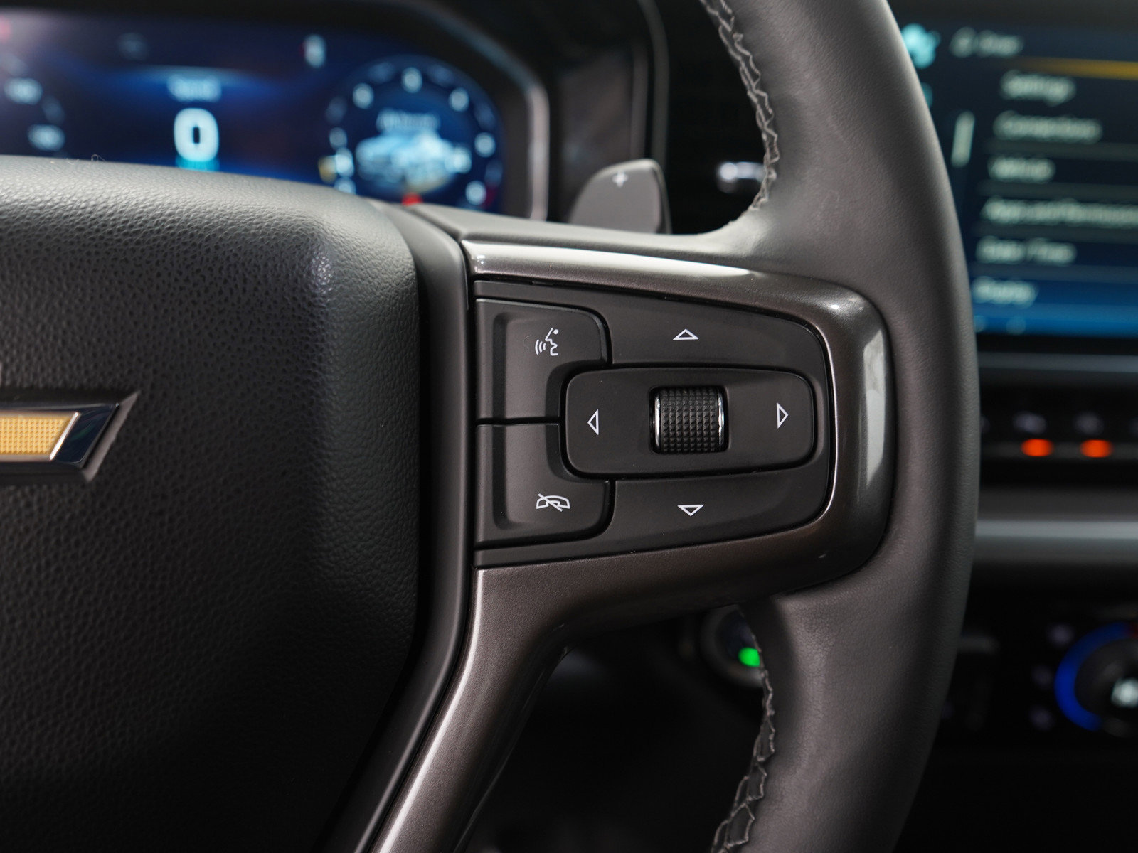 Used 2024 Chevrolet Silverado 1500 High Country image 29