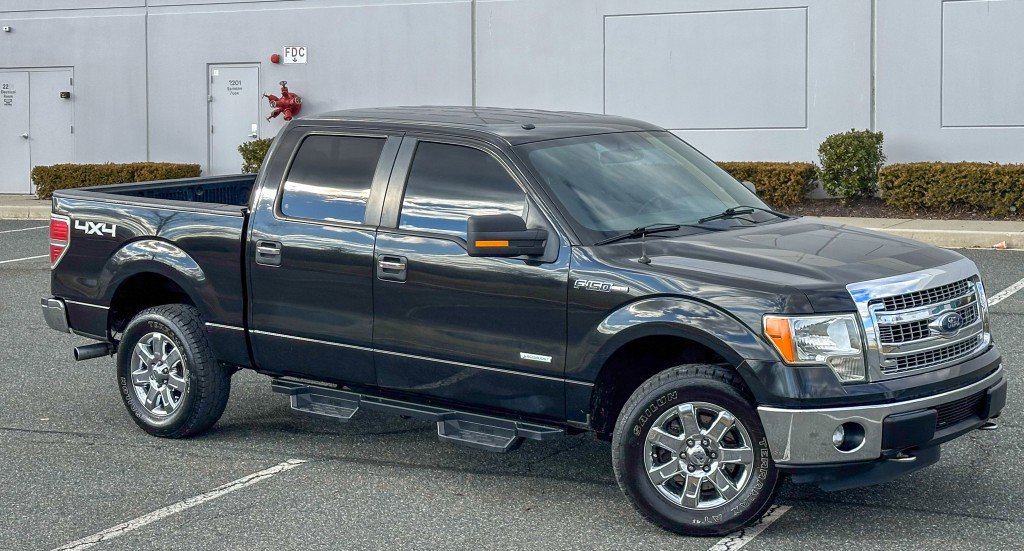 Used 2013 Ford F150 XLT w/ Luxury Equipment Group image 9