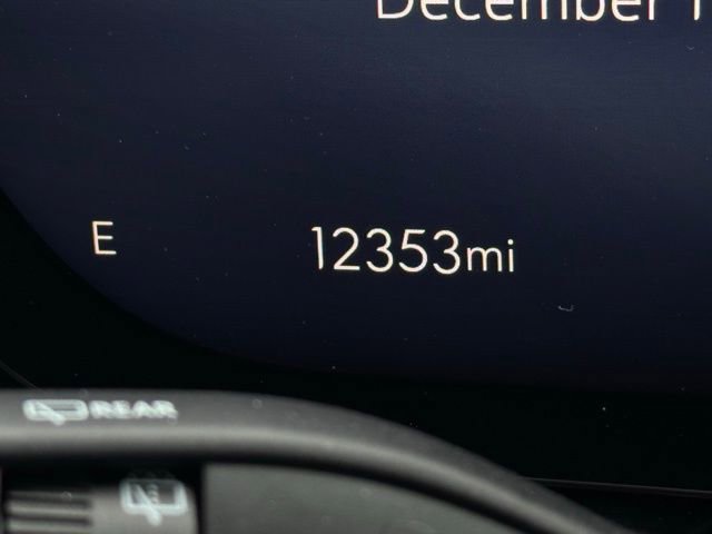 Used 2025 Buick Envision Preferred image 28