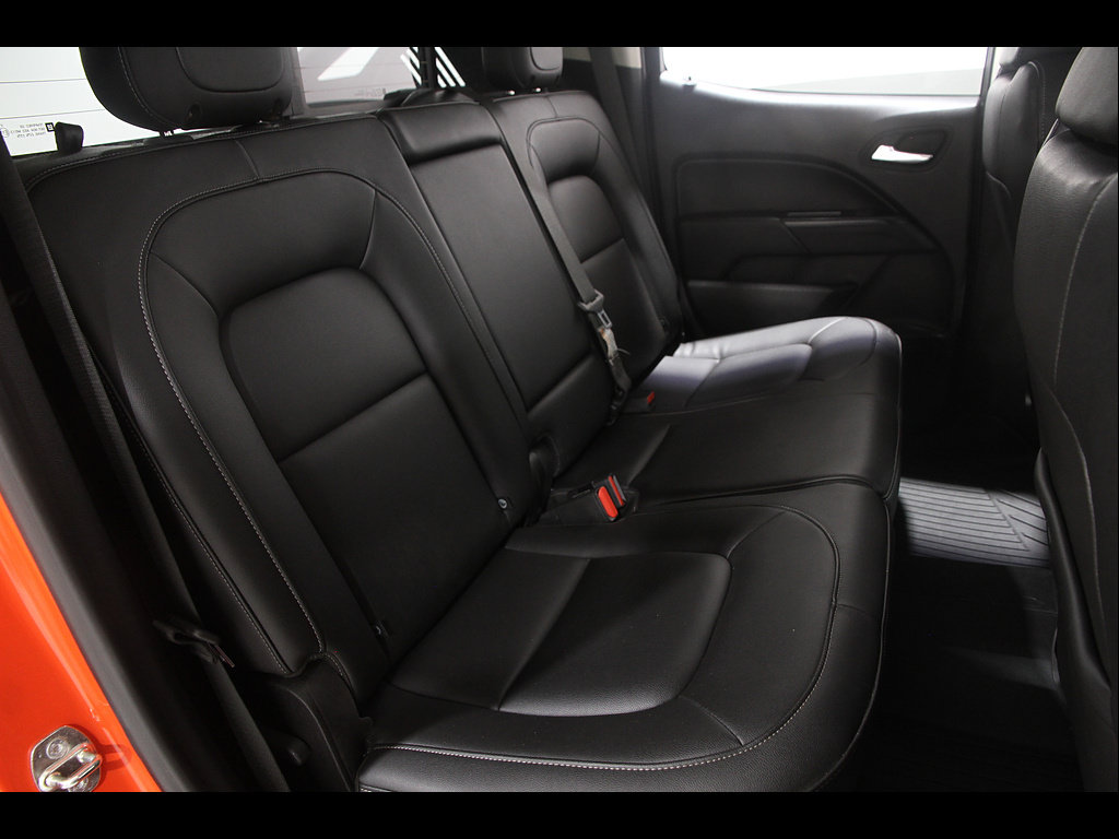 Certified 2019 Chevrolet Colorado ZR2 w/ ZR2 Dusk Special Edition AWD/4WD image 20