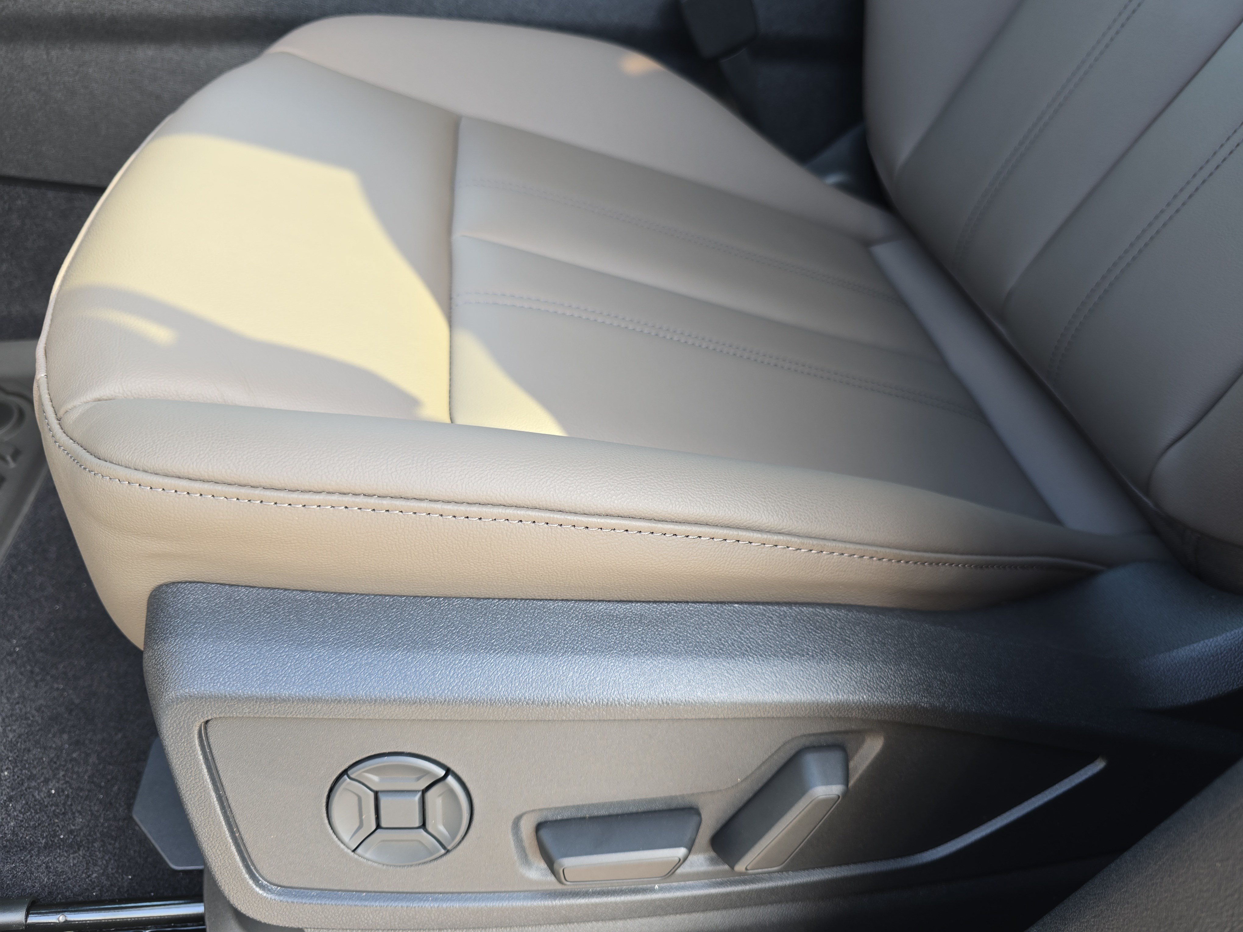 New 2026 Audi Q5 Premium Plus AWD/4WD image 28