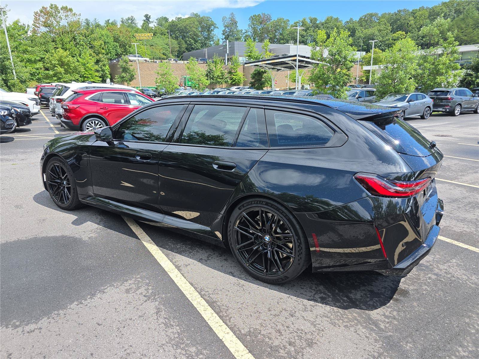 Used 2026 BMW M5 Touring w/ M Driver's Package AWD/4WD image 5