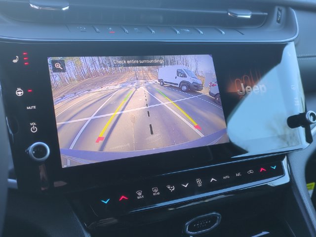 New 2026 Jeep Grand Cherokee Altitude AWD/4WD image 37