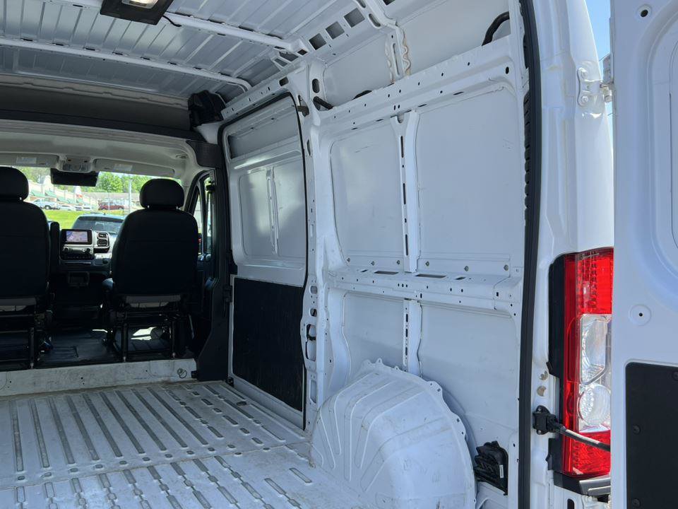 Used 2025 RAM ProMaster 2500 w/ Convenience Group FWD image 6