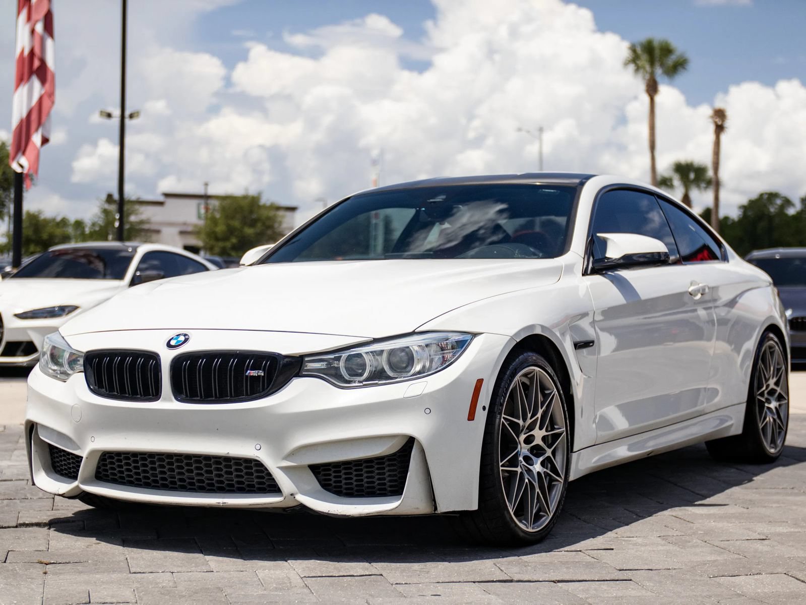 Used 2017 BMW M4 Coupe RWD image 6