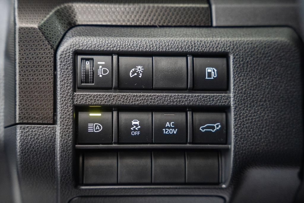 Used 2025 Toyota 4Runner Limited AWD/4WD image 48