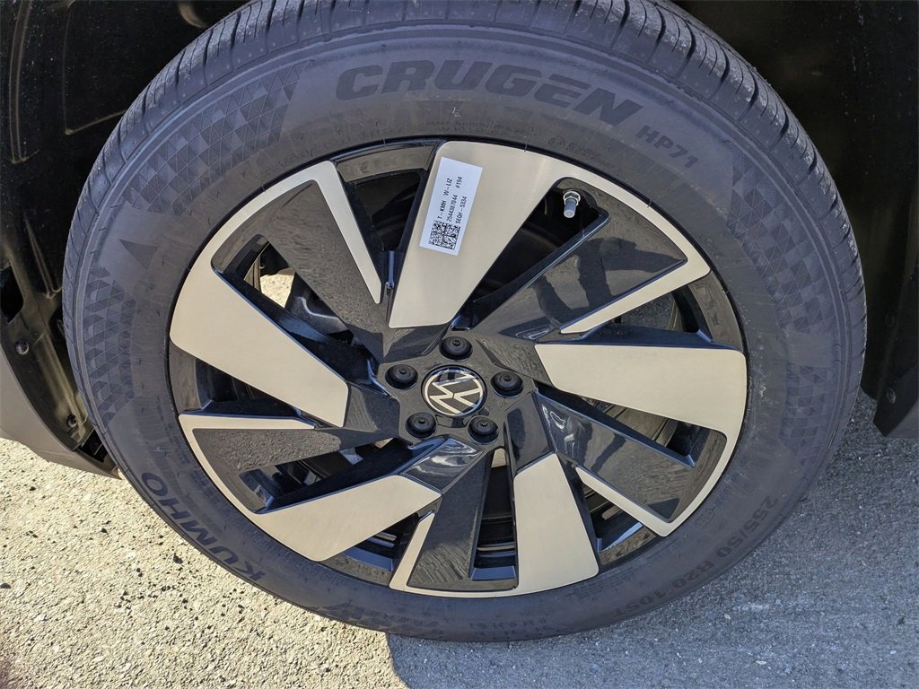 New 2026 Volkswagen Atlas Cross Sport SE image 9