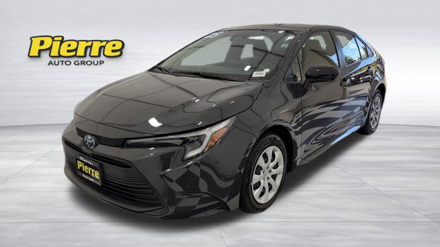 Used 2025 Toyota Corolla LE