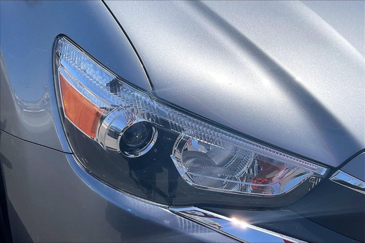 Used 2017 Mitsubishi Outlander Sport ES FWD image 26