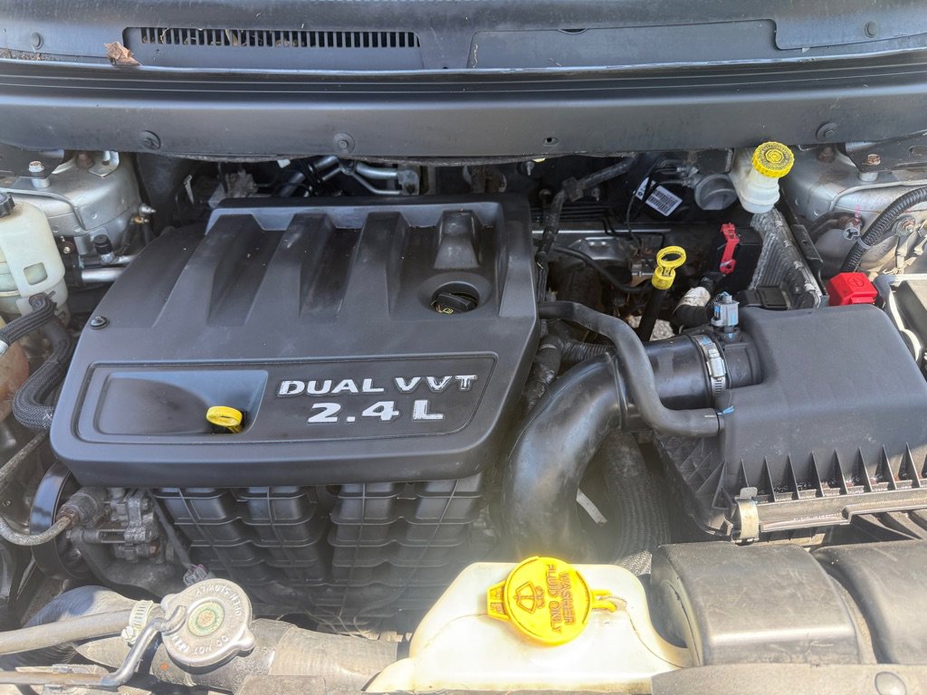 Used 2013 Dodge Journey SXT FWD image 14
