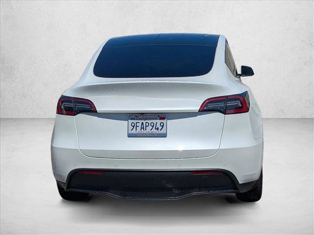 Used 2022 Tesla Model Y Long Range AWD/4WD image 8
