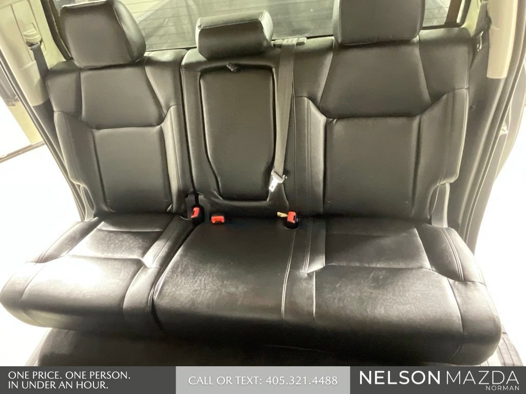 Used 2016 Toyota Tundra SR5 w/ SR5 Upgrade Package RWD image 26