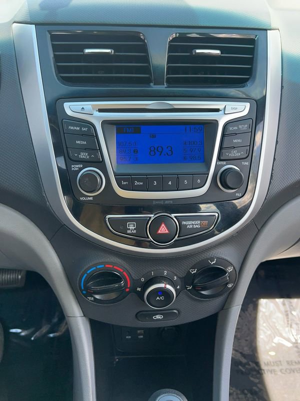 Used 2014 Hyundai Accent GS image 17