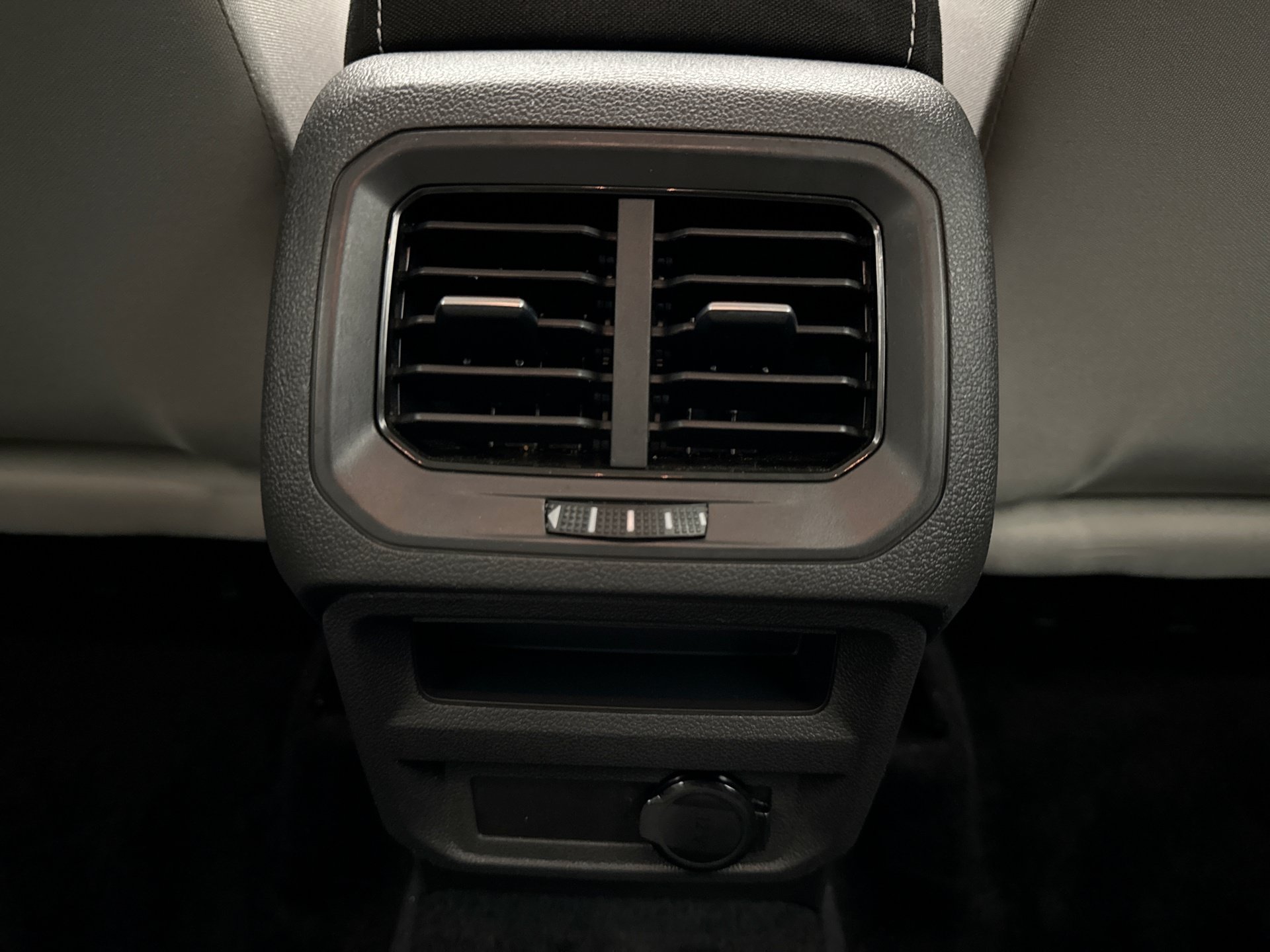 Used 2021 Volkswagen Tiguan S AWD/4WD image 18