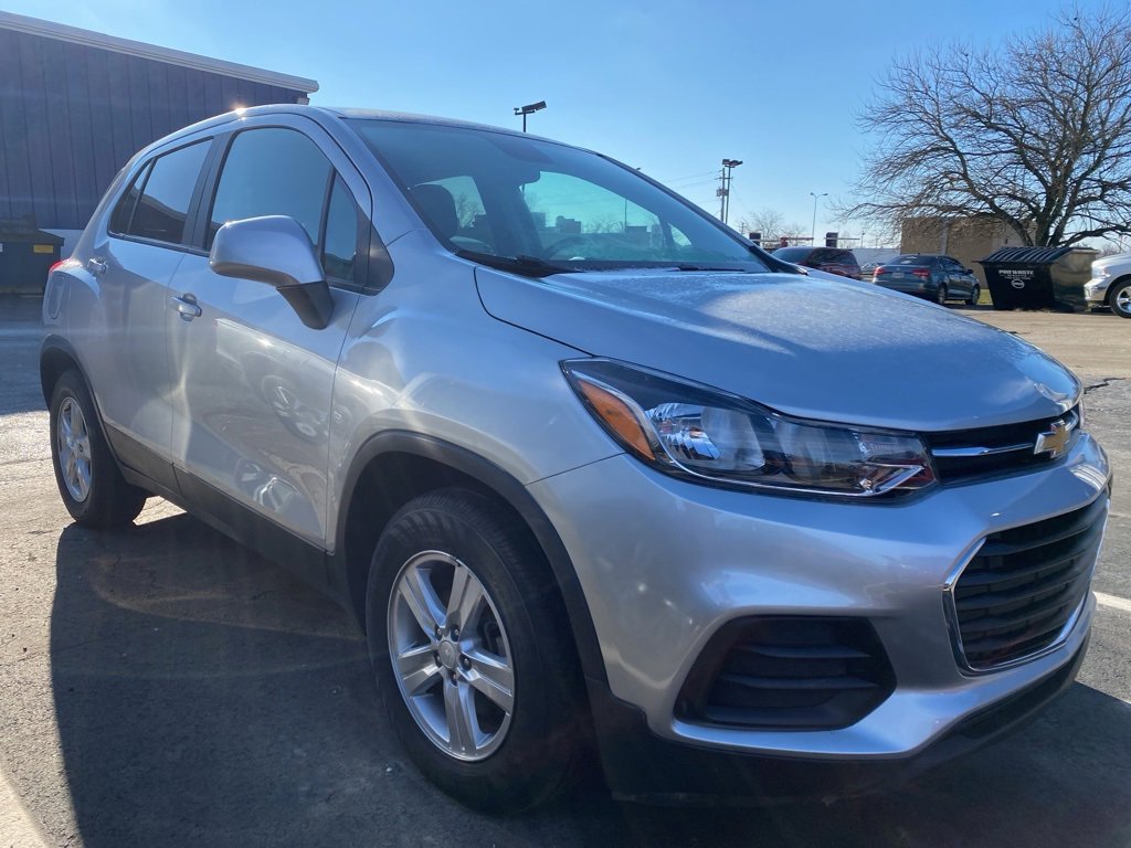 Used 2020 Chevrolet Trax LS w/ Tint and Cruise Package image 3
