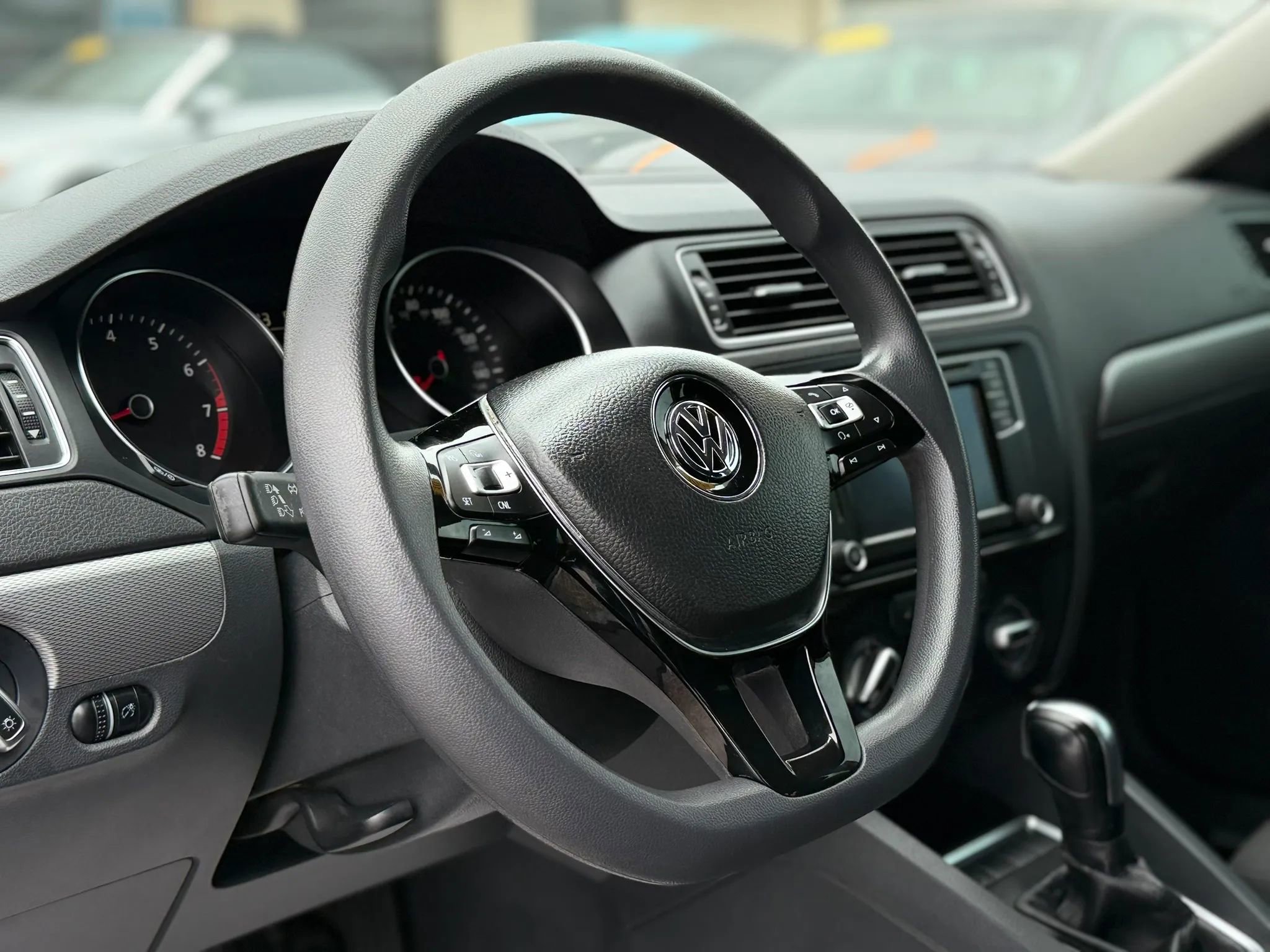 Used 2016 Volkswagen Jetta SE FWD image 18