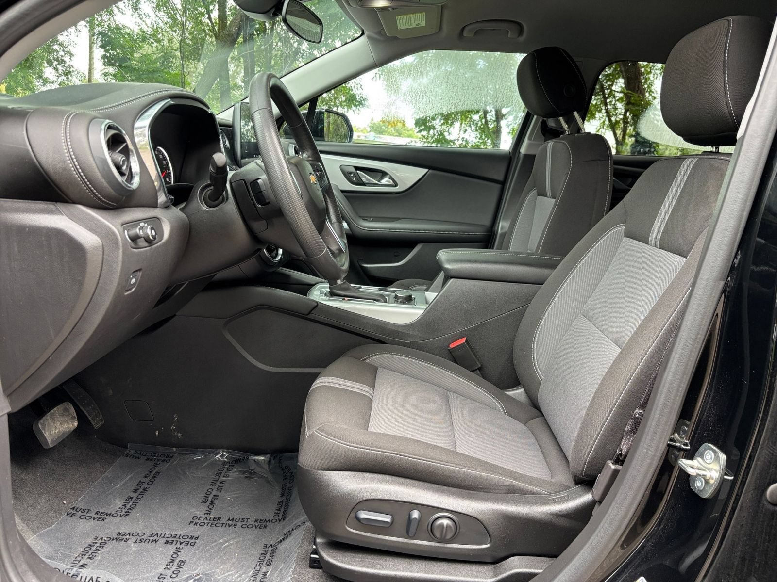 Used 2026 Chevrolet Blazer LT FWD image 27