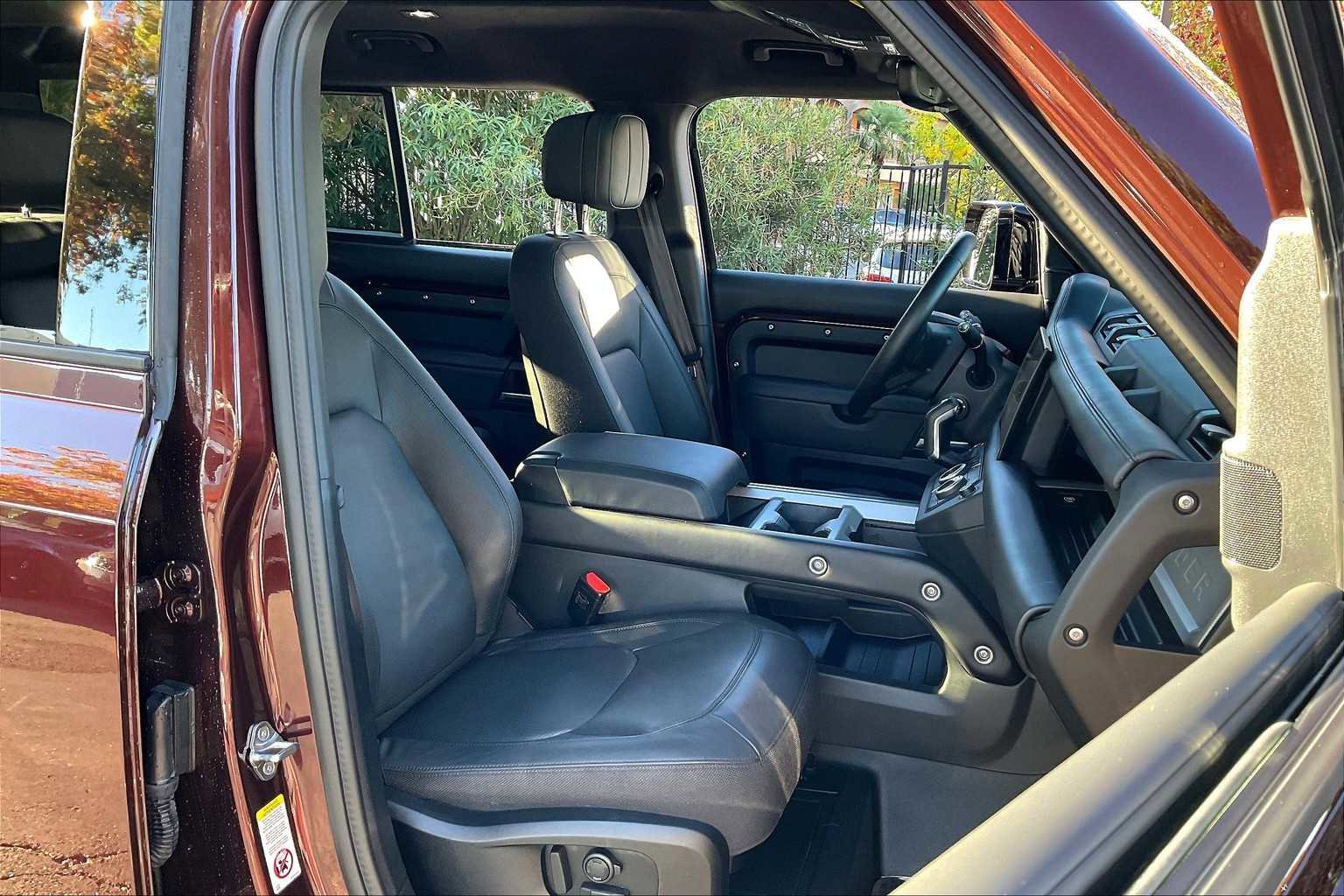 Used 2025 Land Rover Defender 110 Sedona Red Edition image 10