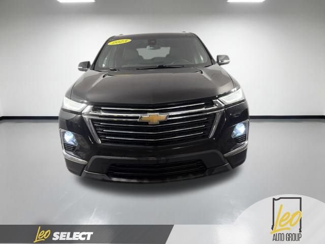 Used 2023 Chevrolet Traverse LT FWD image 2