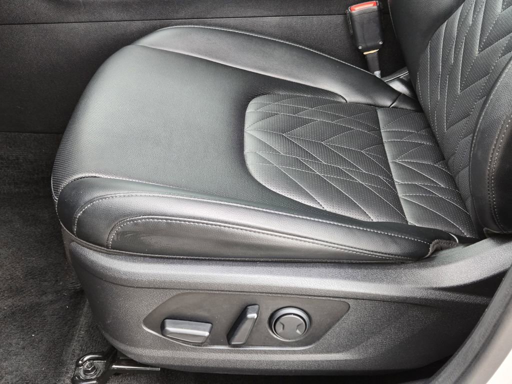 Certified 2023 Kia Sportage X-Line image 26