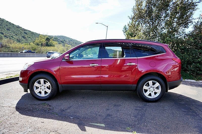 Used 2012 Chevrolet Traverse LT image 7