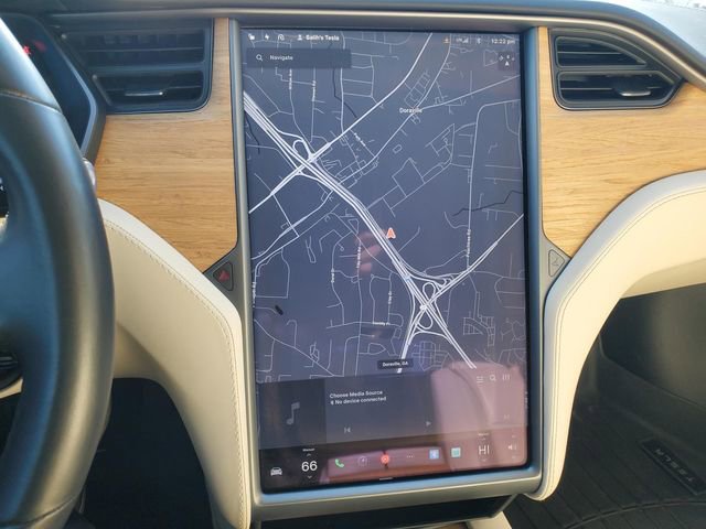 Used 2018 Tesla Model S 100D image 24