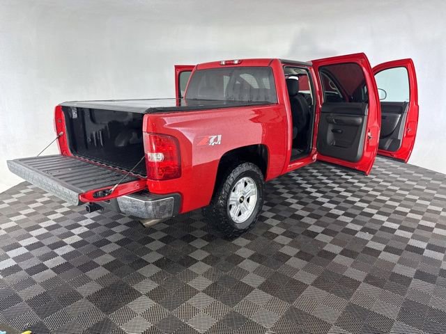 Used 2010 Chevrolet Silverado 1500 LT w/ Interior Plus Package AWD/4WD image 17