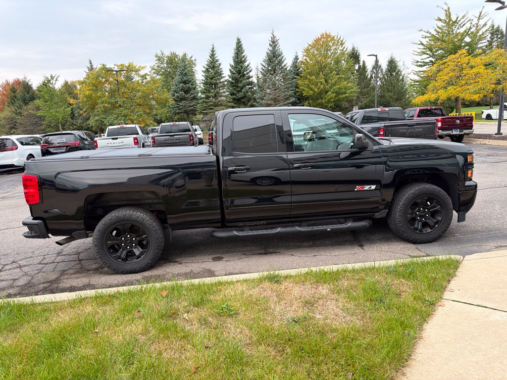 Used 2015 Chevrolet Silverado 1500 LT w/ Midnight Edition AWD/4WD image 2