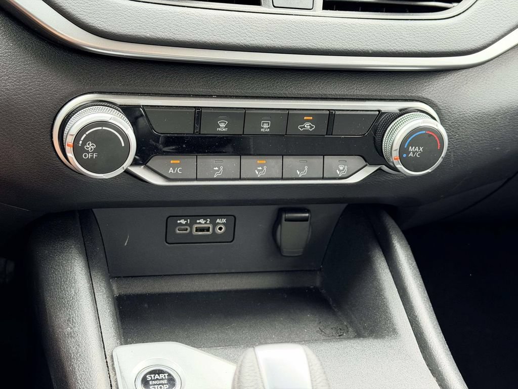 Used 2022 Nissan Altima 2.5 SV FWD image 19