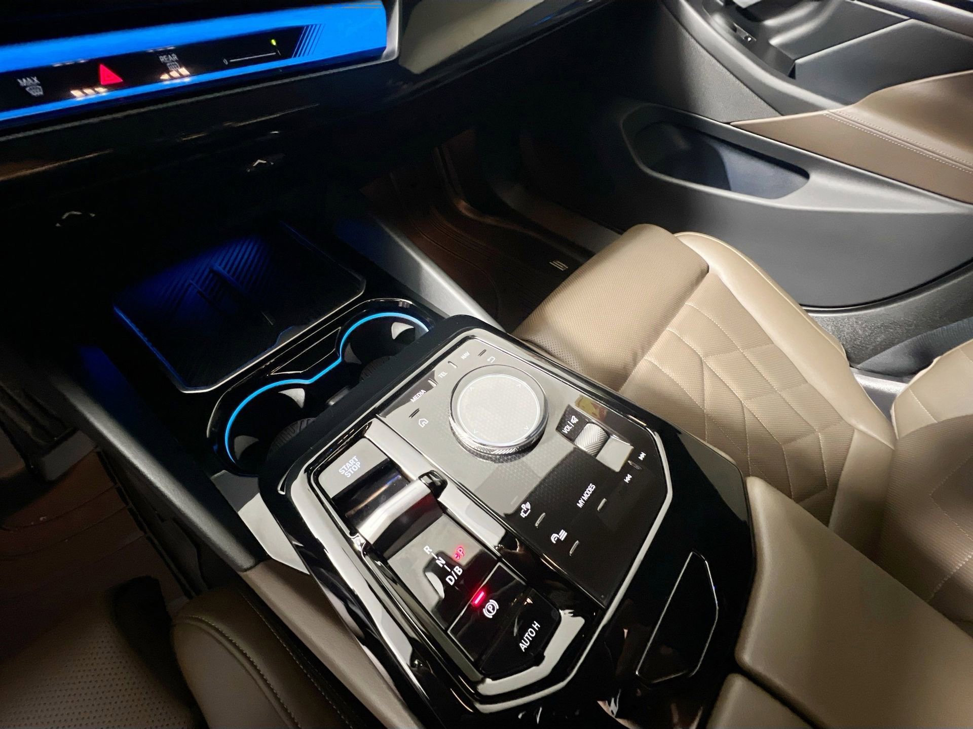 Certified 2024 BMW i5 M60 w/ Premium Package image 24