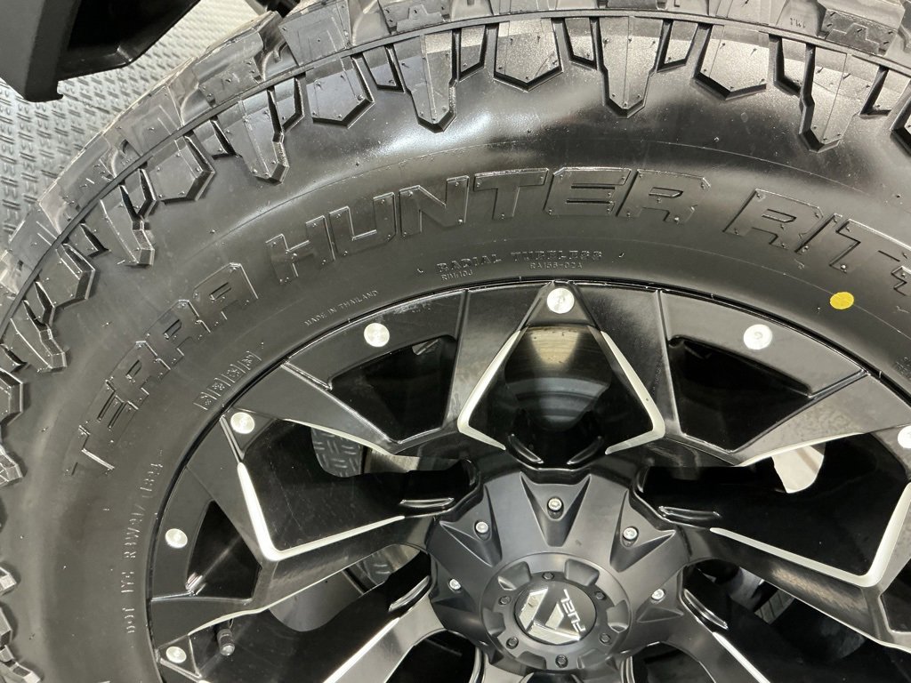 Used 2022 GMC Sierra 1500 SLT image 57