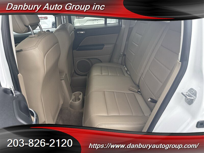 Used 2016 Jeep Patriot High Altitude AWD/4WD image 11